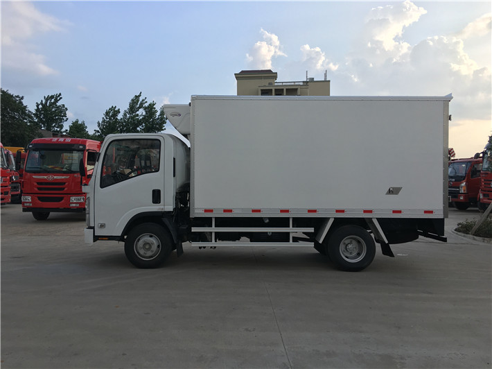 五十铃KV600宽体（4.2米）冷藏车（进口版）