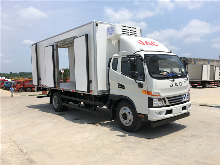 江淮骏铃（6.2米）冷藏车