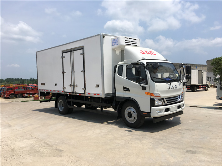 江淮骏铃（6.2米）冷藏车