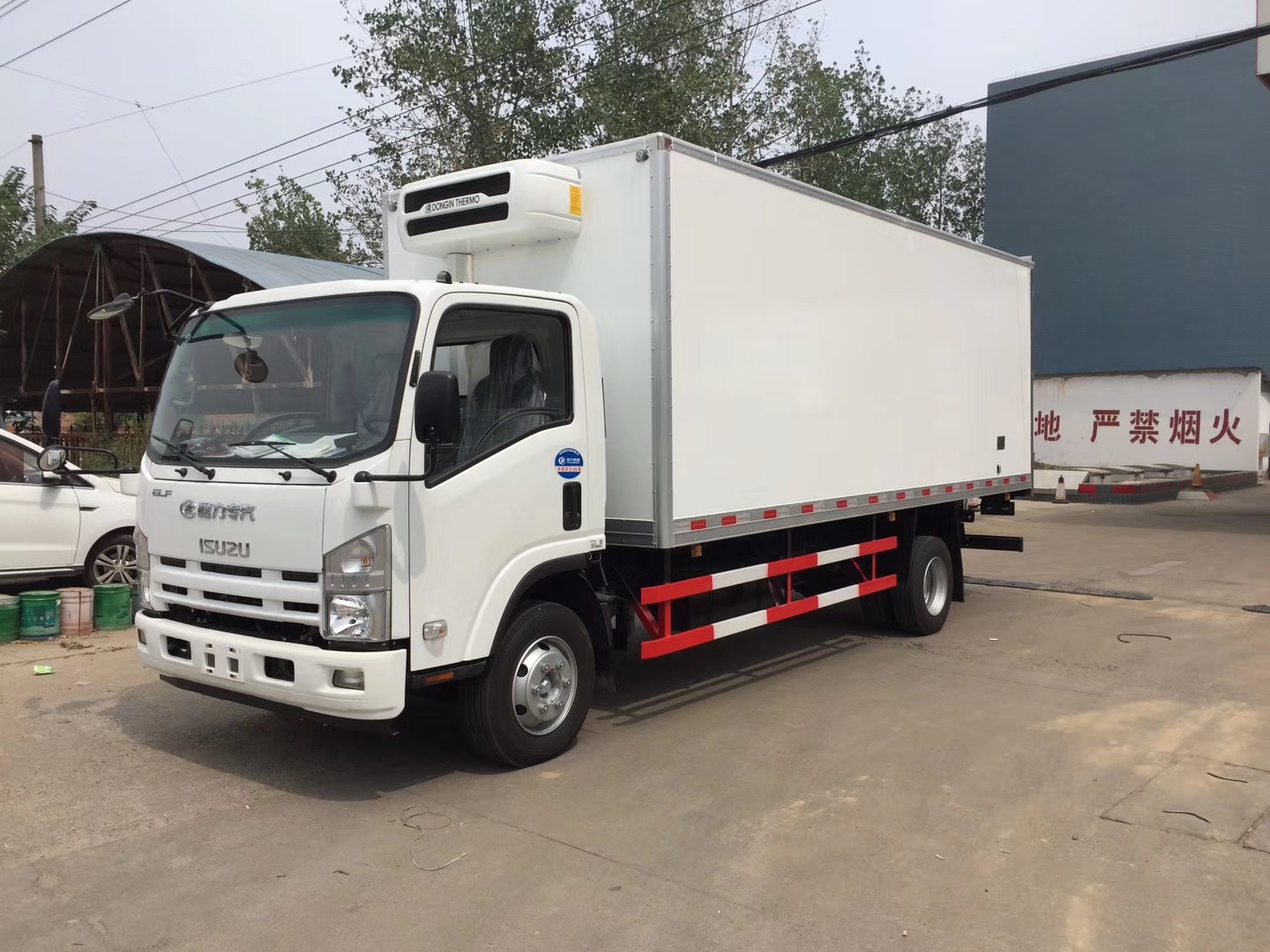 五十铃（5.9米）冷藏车