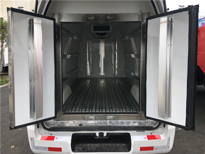 福田G7药品运输冷藏车
