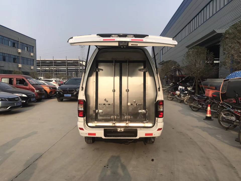 福田G9面包药品冷藏车