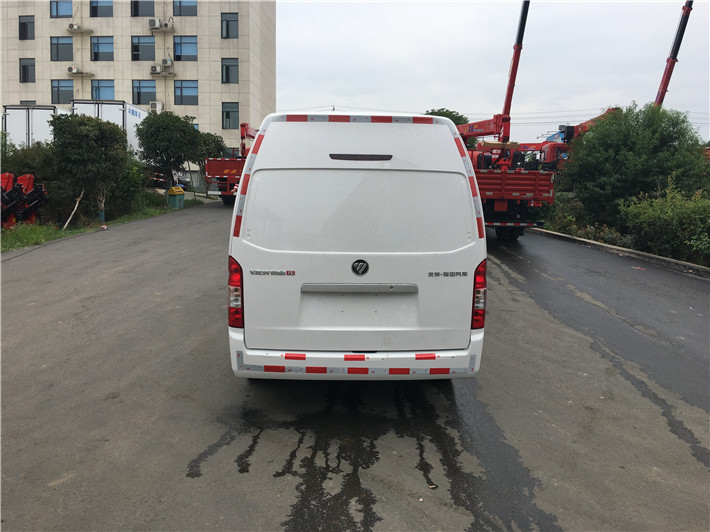 福田G9面包药品冷藏车