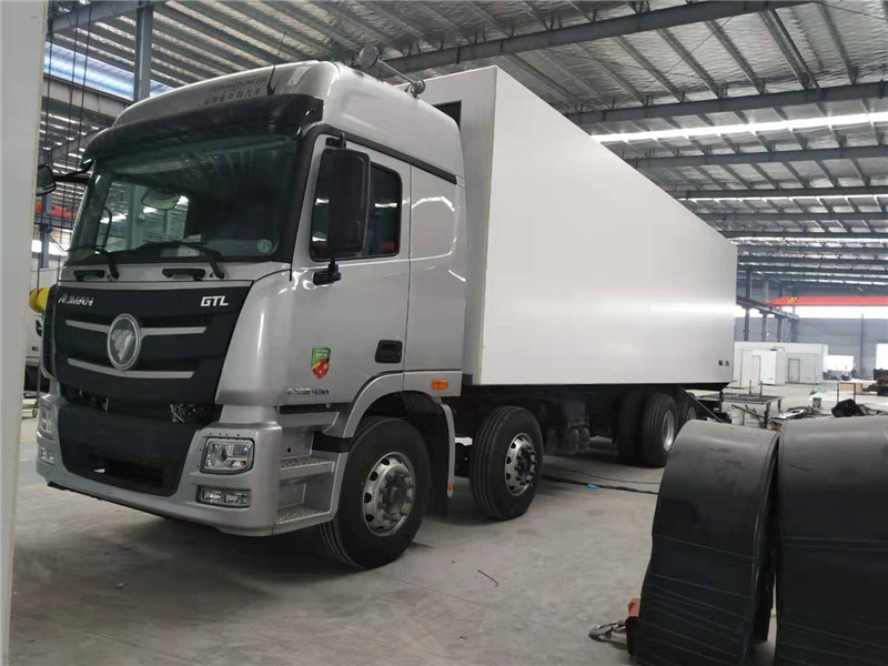 福田欧曼GTL 9.6米冷藏车